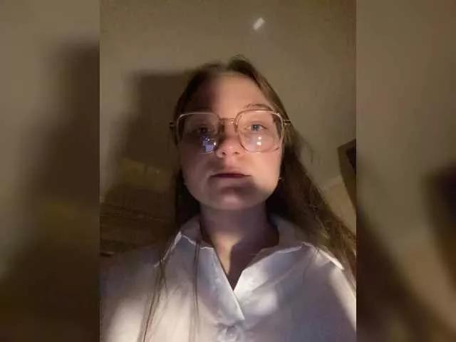 --tata-- on BongaCams 