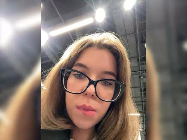 -Alessandra on BongaCams 