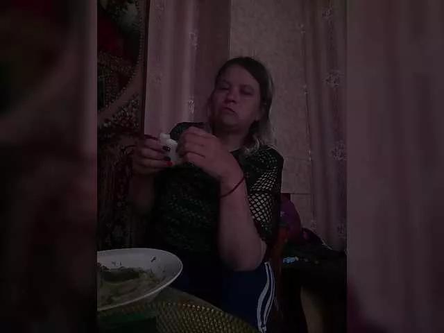 -Raven40- on BongaCams