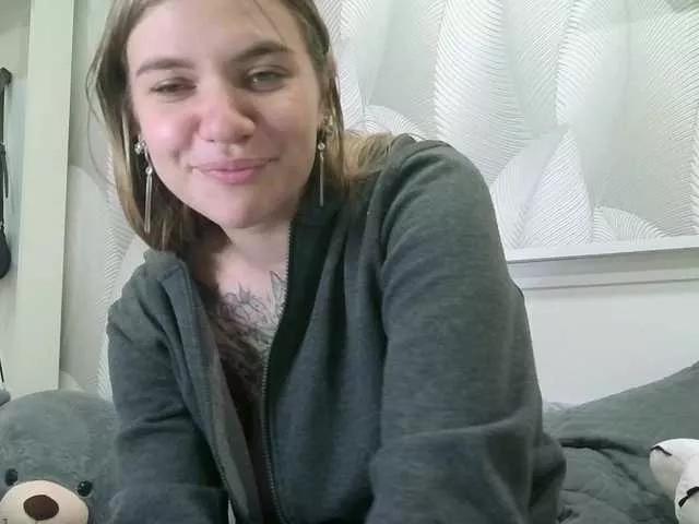 -Tiki-Riki- on BongaCams 