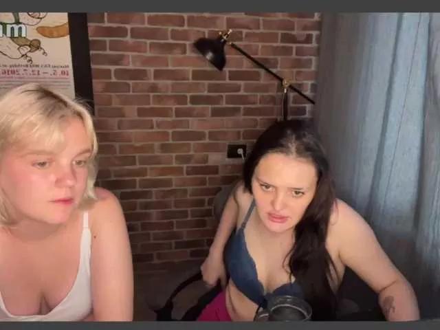 2Pizda on BongaCams