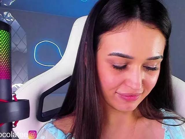 Adel-chocolatee on BongaCams 