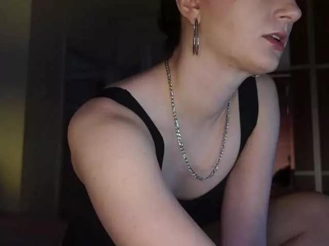 ah-alina- on BongaCams 