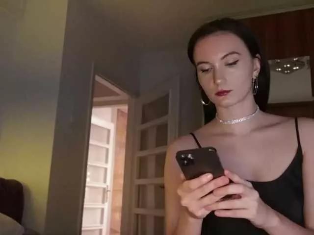 ah-alina- on BongaCams 
