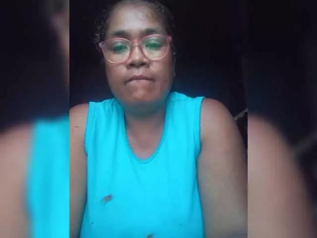 Aiiina on BongaCams 