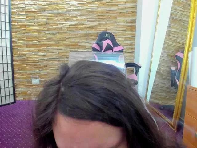 Freechat AishaRouhi on BongaCams