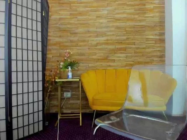 Freechat AishaRouhi on BongaCams