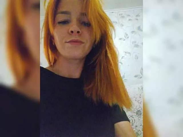 Al-bee on BongaCams