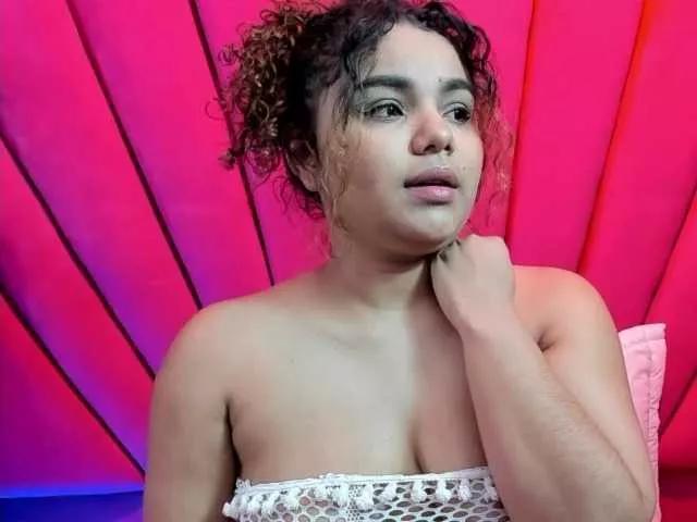 alaskaspit on BongaCams 