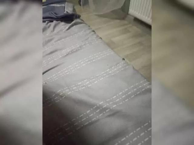 Aleksaa-11 on BongaCams 