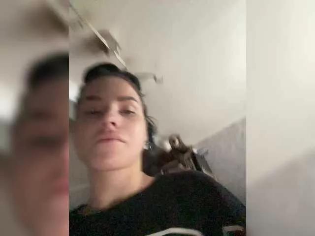 aleksandra-lis-1998 on BongaCams