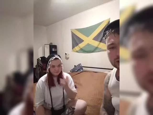 Offline AliceFoxy777 on BongaCams