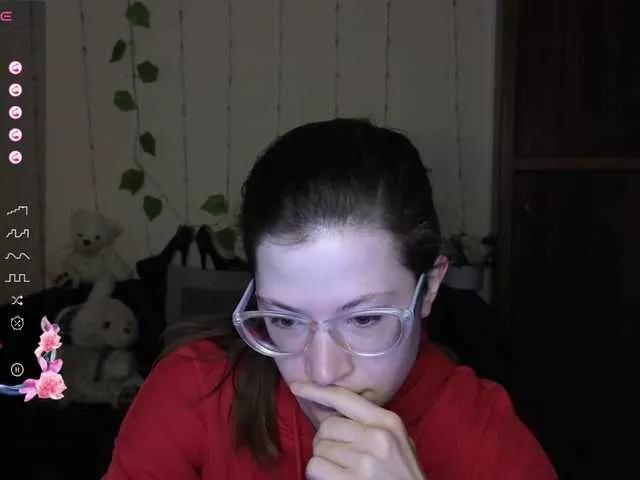 Aliciafolow009 on BongaCams 