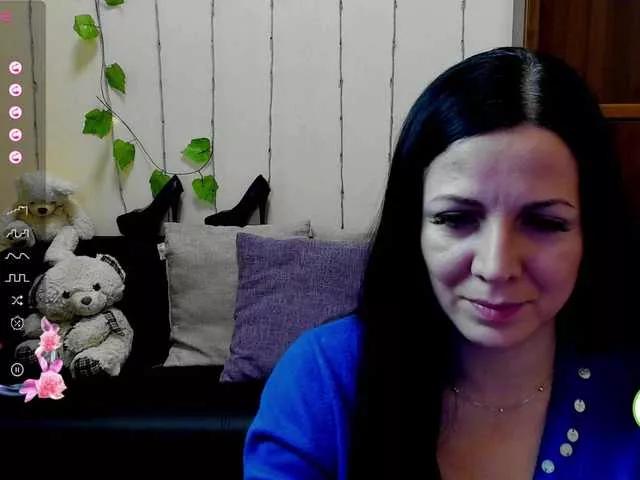 AlikaLorensTalk on BongaCams 