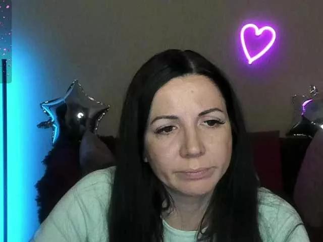 AlikaLorensTalk on BongaCams 