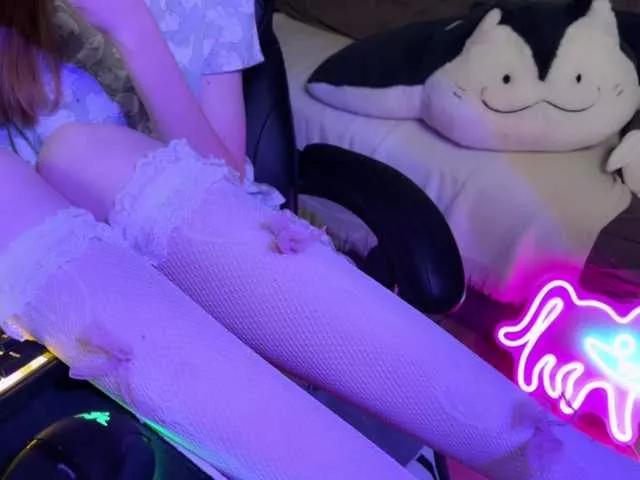 Alisa-Cheshirovna on BongaCams