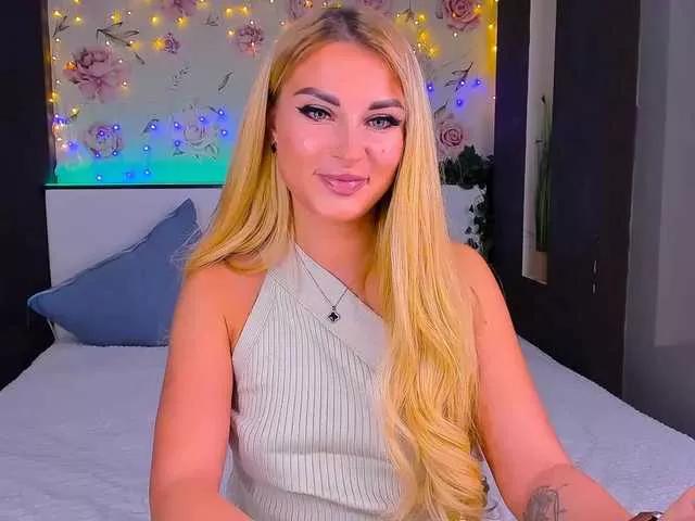 Alisee123 on BongaCams 