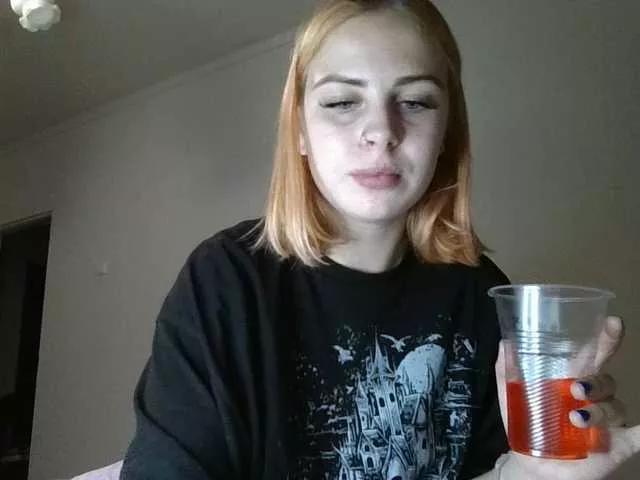 Freechat AlisMoona on BongaCams