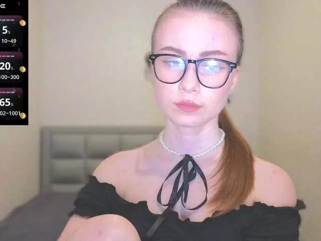 AminaLuxuryyy on BongaCams 