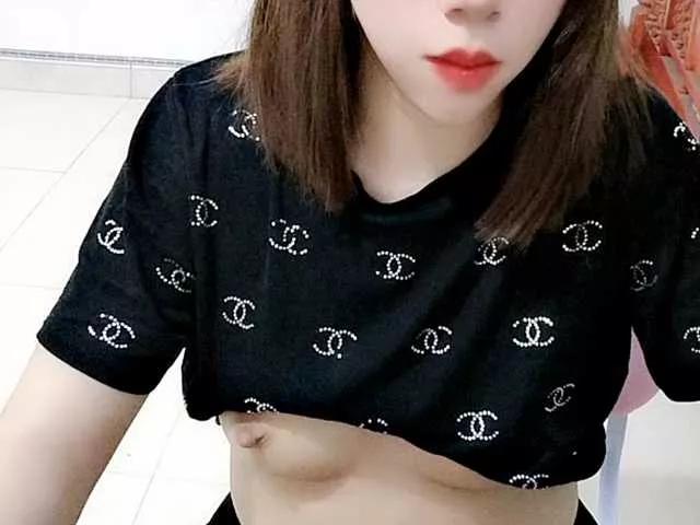 Offline Analove-68 on BongaCams