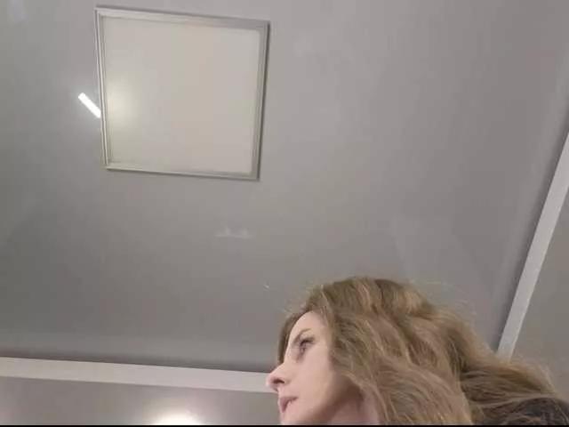 Angelbl666 on BongaCams 