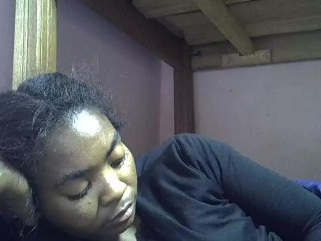 Angelinah75 on BongaCams 
