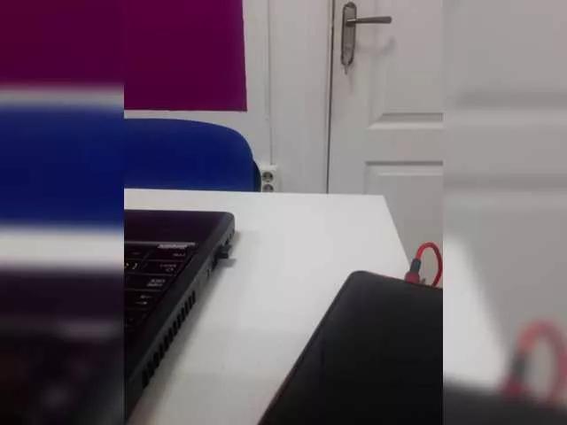 Angelinamik on BongaCams 