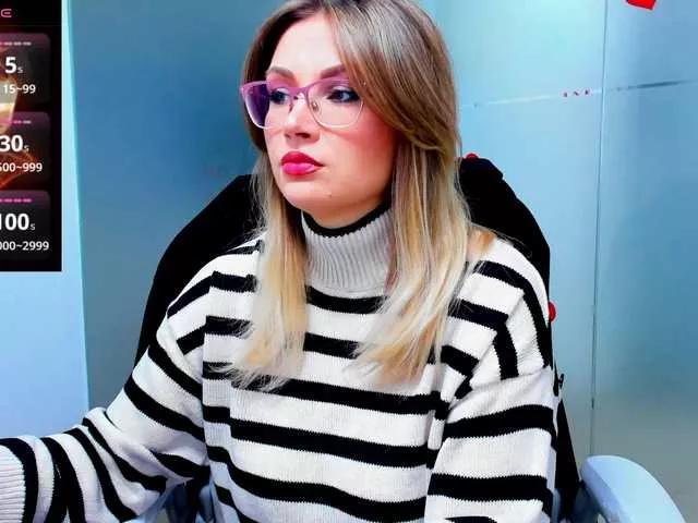 anyarosses on BongaCams 