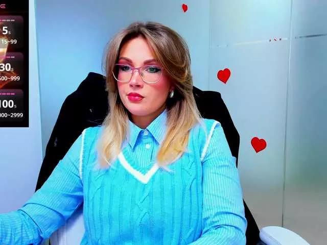 anyarosses on BongaCams 