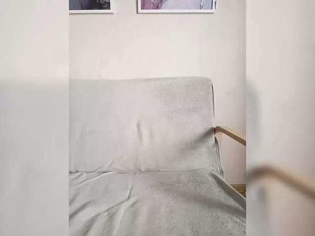 AnyaSweet18 on BongaCams 