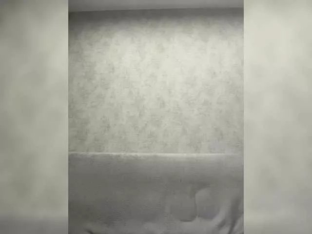 Offline apple15promax on BongaCams