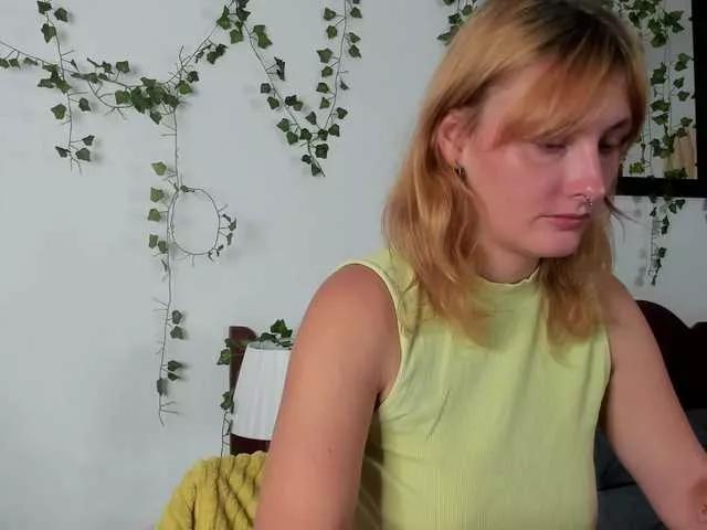 Ariana-Sunset on BongaCams 