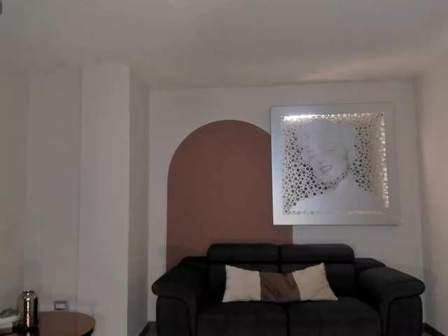 ArianaDumont on BongaCams 