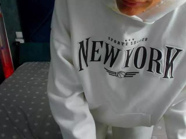 Ariannam00n on BongaCams 