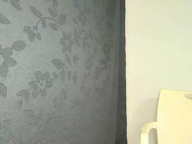 Offline arletpink on BongaCams