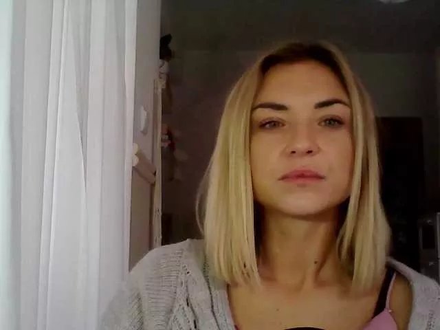 Offline AshleyPerfect on BongaCams