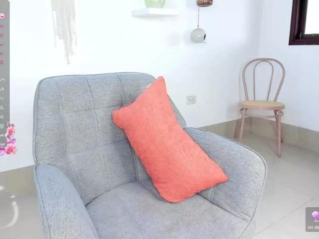 Freechat Aura-cuutee on BongaCams