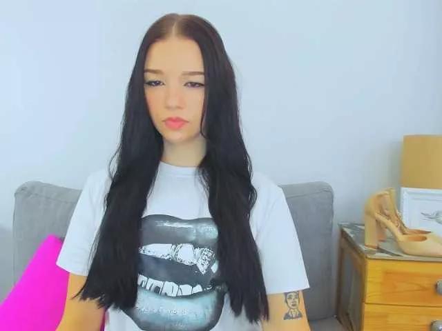 AvaPretty on BongaCams