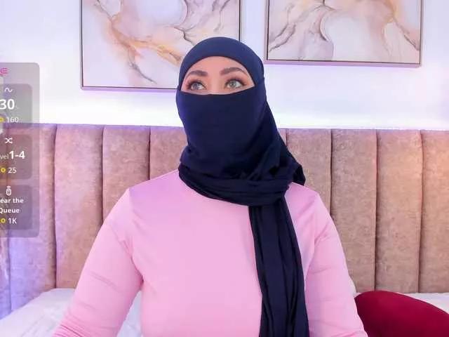 Freechat Azzaa0 on BongaCams