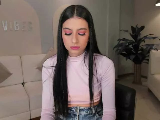 BellaConnor on BongaCams 