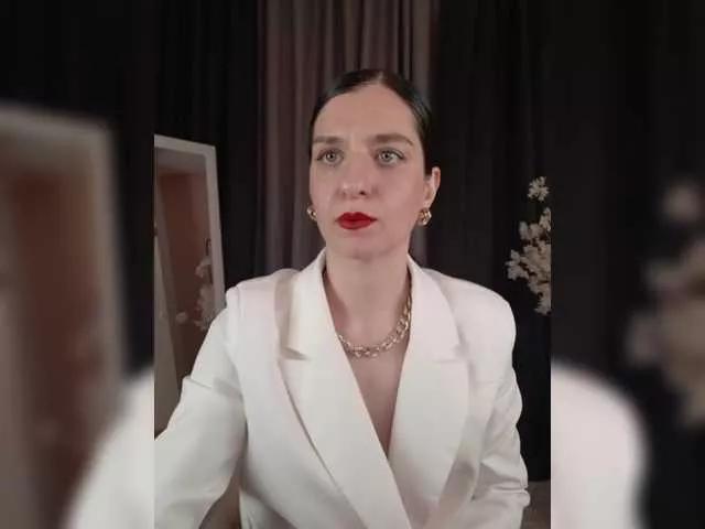 Freechat BellaTasty on BongaCams