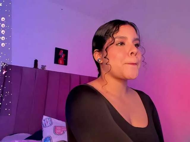 BellaXtar on BongaCams 