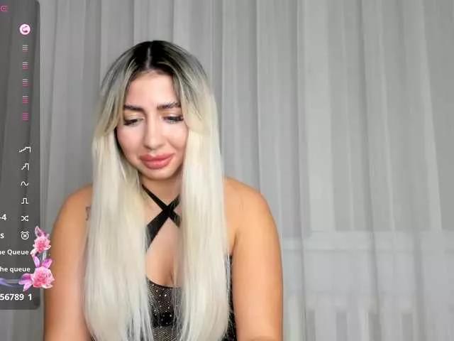 BelleHale on BongaCams 