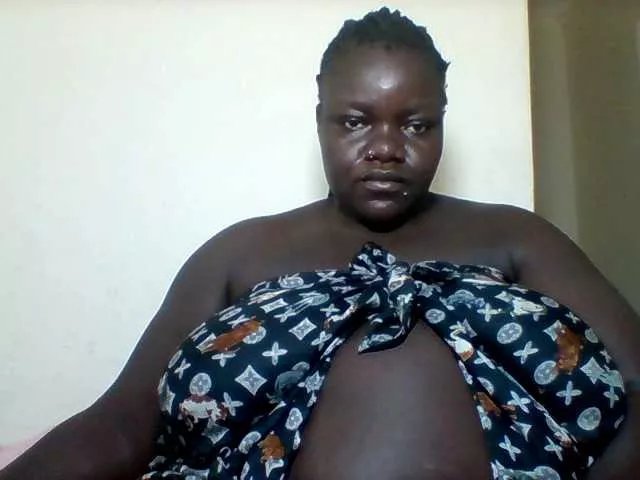 Offline Bigdarkass on BongaCams