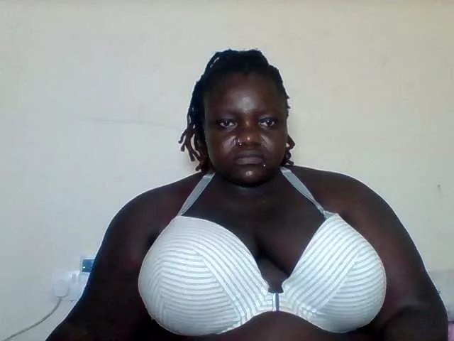 Offline Bigdarkass on BongaCams