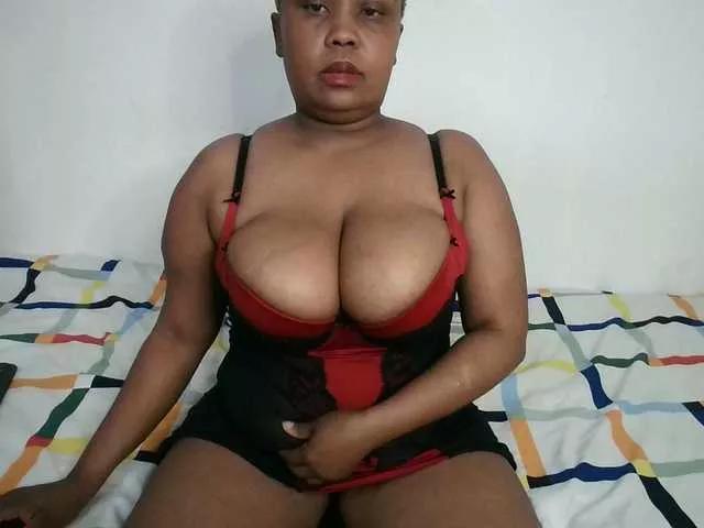 BIGTITTISXX on BongaCams 