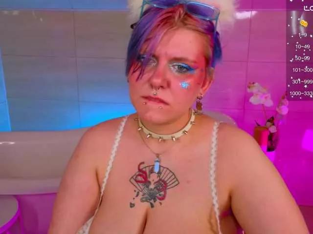 bluelunaray on BongaCams 