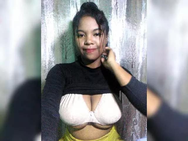 Brendah on BongaCams 