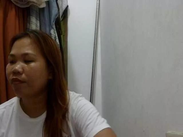 Freechat Bunnygreen on BongaCams