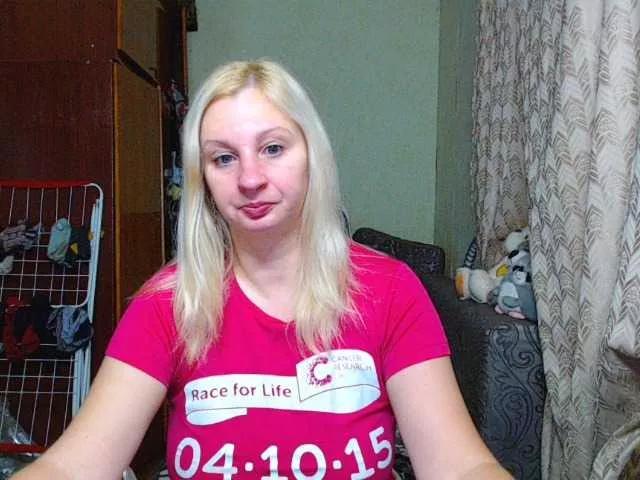 BustyBlondy on BongaCams 